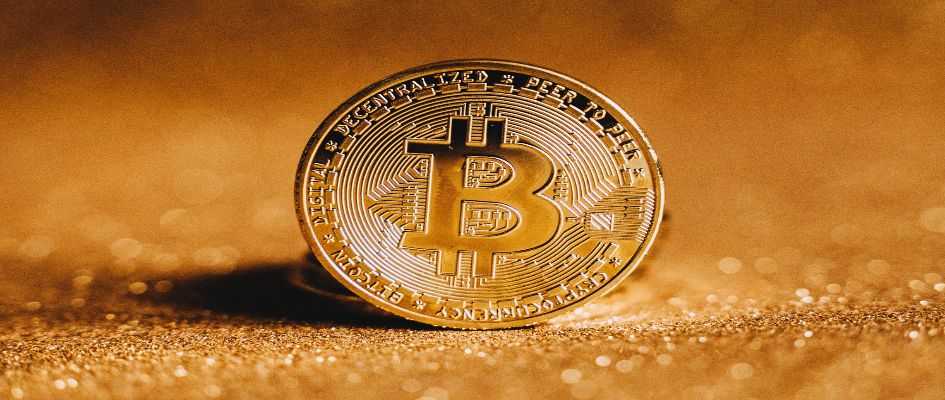 Bitcoin Swings Below $17,000, Ethereum and Other Crypto Tokens Fall